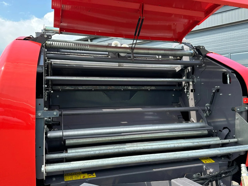 Landbouwmachine Maschio Mondiale 120 combi met foliebinding
