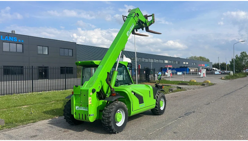 Landbouwmachine Merlo P25.6