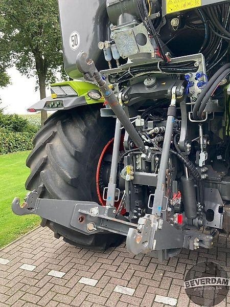 Mesttank Claas Xerion 4200 & Kaweco Saddle Trac 16m3