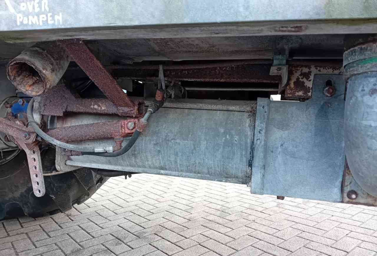 Mesttank Ipsam 8000 l. mesttank wormpomp mestverwerking