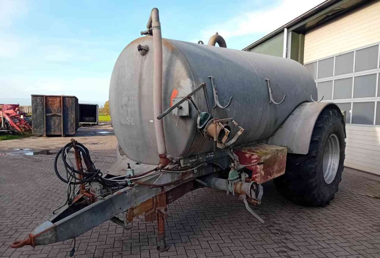 Mesttank Ipsam 8000 l. mesttank wormpomp mestverwerking