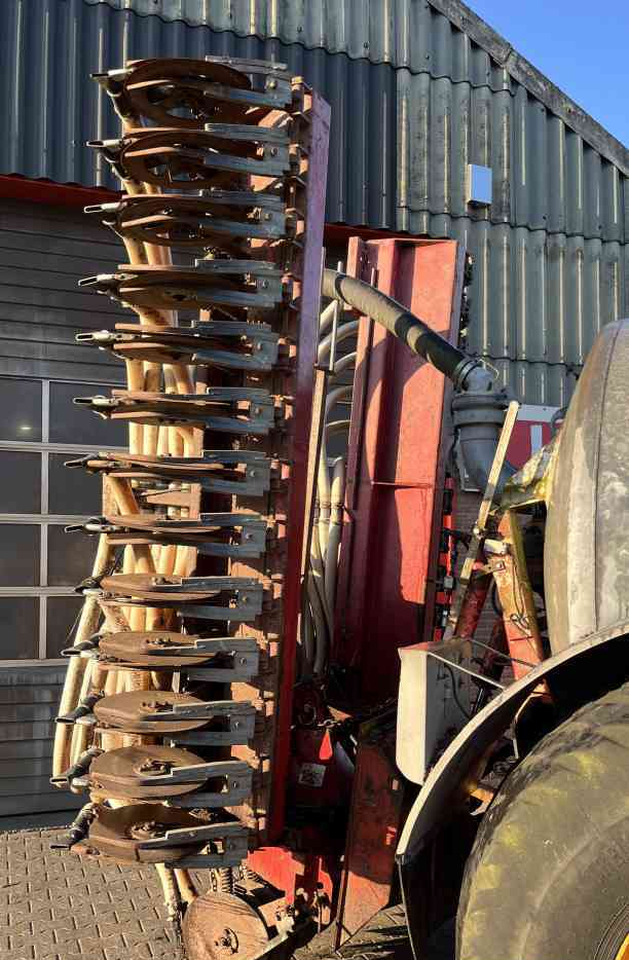 Mesttank Ipsam 8000 liter tank Vredo bemester. Mestverwerking
