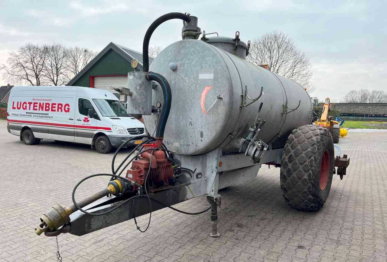 Mesttank Jako 6000 l. mesttank met injecteur bemesting
