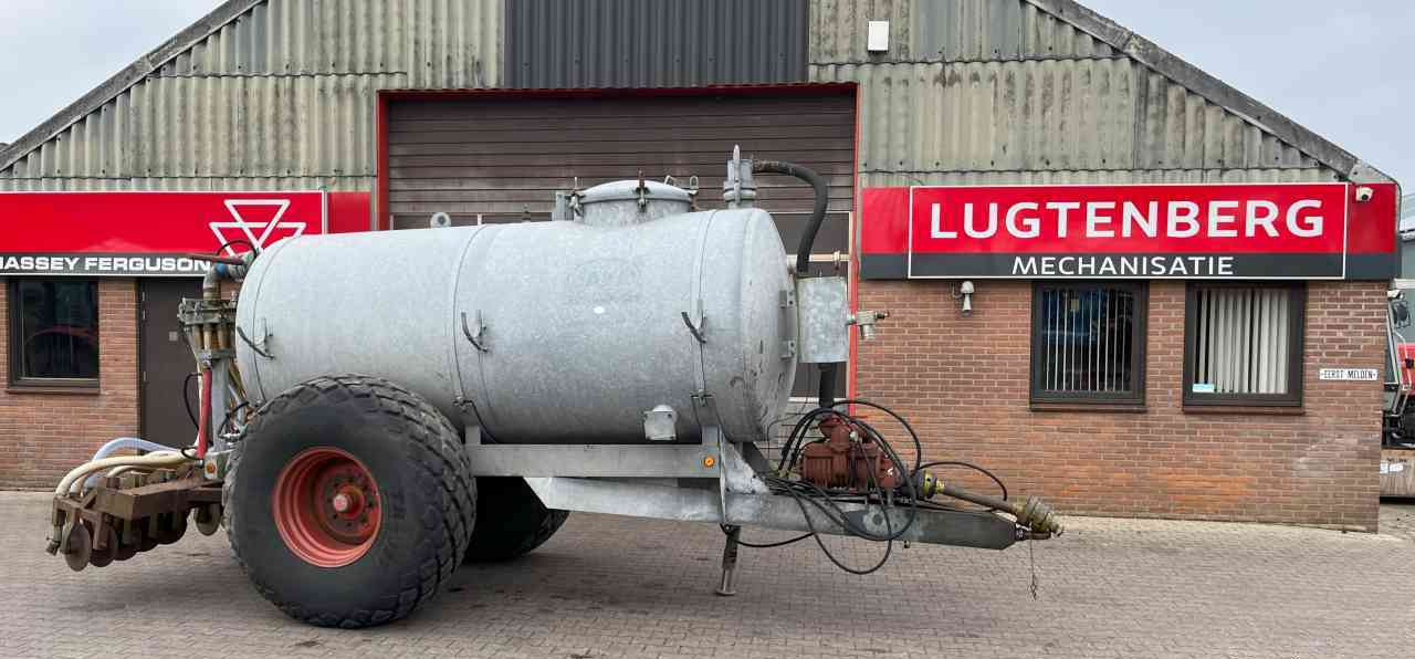 Mesttank Jako 6000 l. mesttank met injecteur bemesting