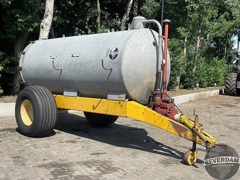 Mesttank Schuitemaker 6800l watertank