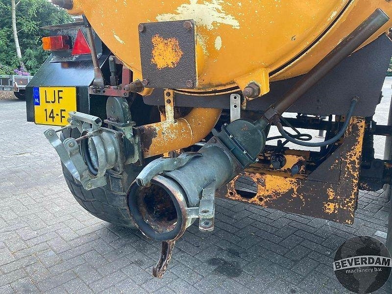 Mesttank Veenhuis 10000