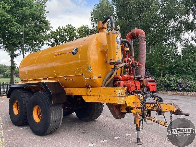 Mesttank Veenhuis 10000