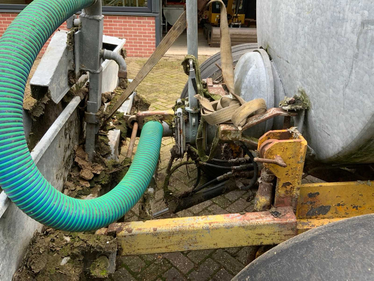 Mesttank Veenhuis 5800