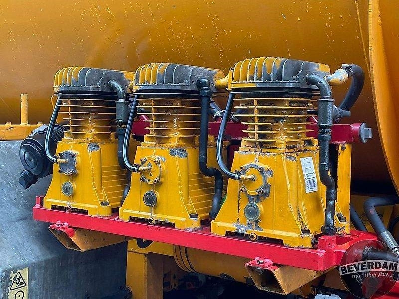 Mesttank Veenhuis VDA 24000