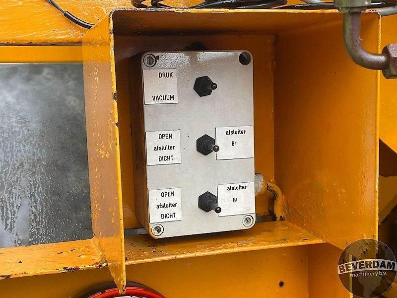Mesttank Veenhuis VDA 24000