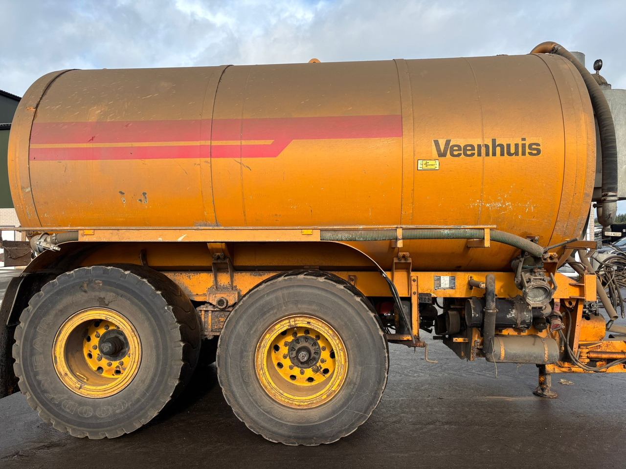 Mesttank veenhuis 19000