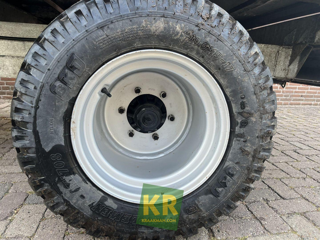 Mestverspreider Agromet 5T mest strooier