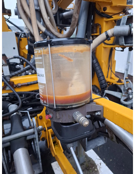 Mestverspreider Bouwlandbemester HT8250