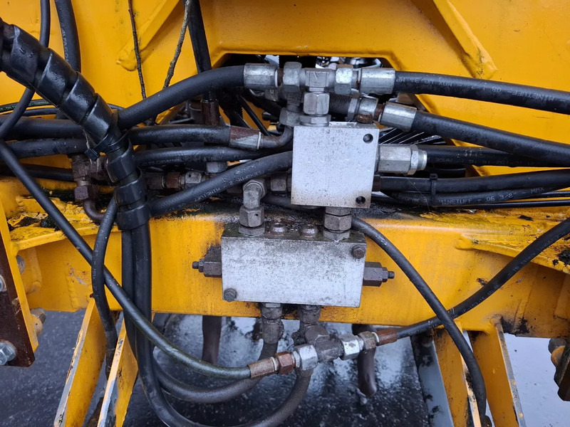 Mestverspreider Bouwlandbemester HT8250