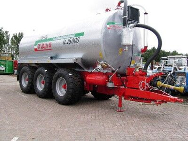 Mestverspreider Vaia Mest/watertank 3 asser