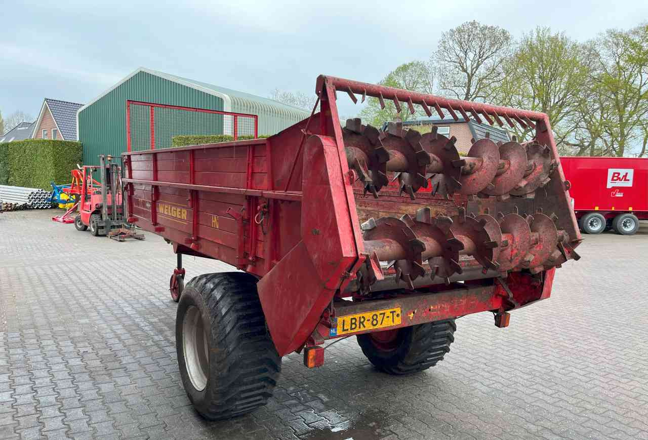Mestverspreider Welger LS 300 mestverspreider, mestwagen, meststrooier, vaste mest, mestverwerking