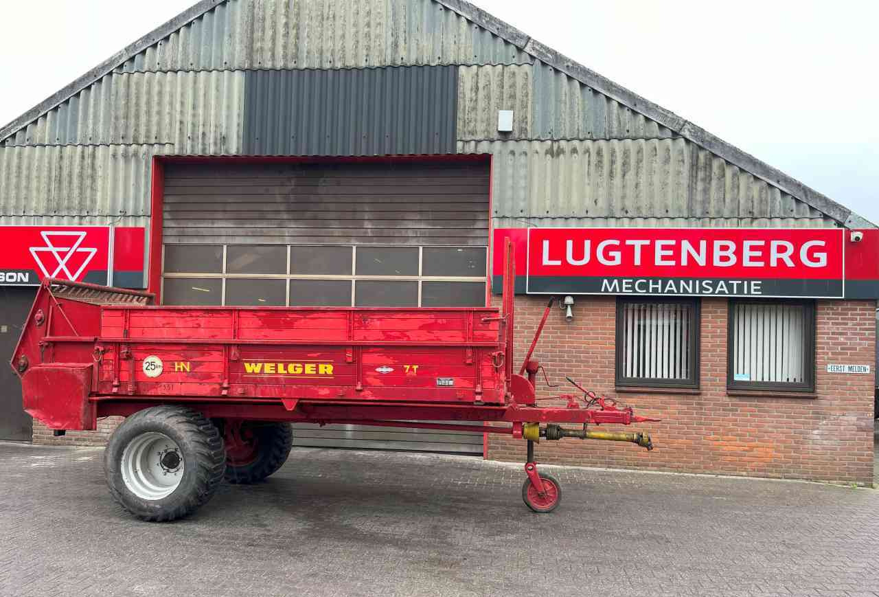 Mestverspreider Welger LS 300 mestverspreider, mestwagen, meststrooier, vaste mest, mestverwerking
