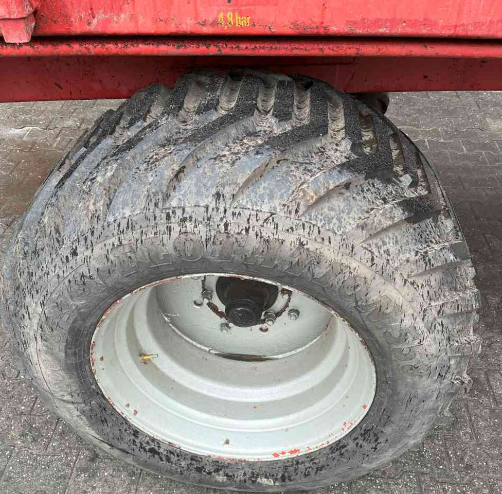 Mestverspreider Welger LS 300 mestverspreider, mestwagen, meststrooier, vaste mest, mestverwerking
