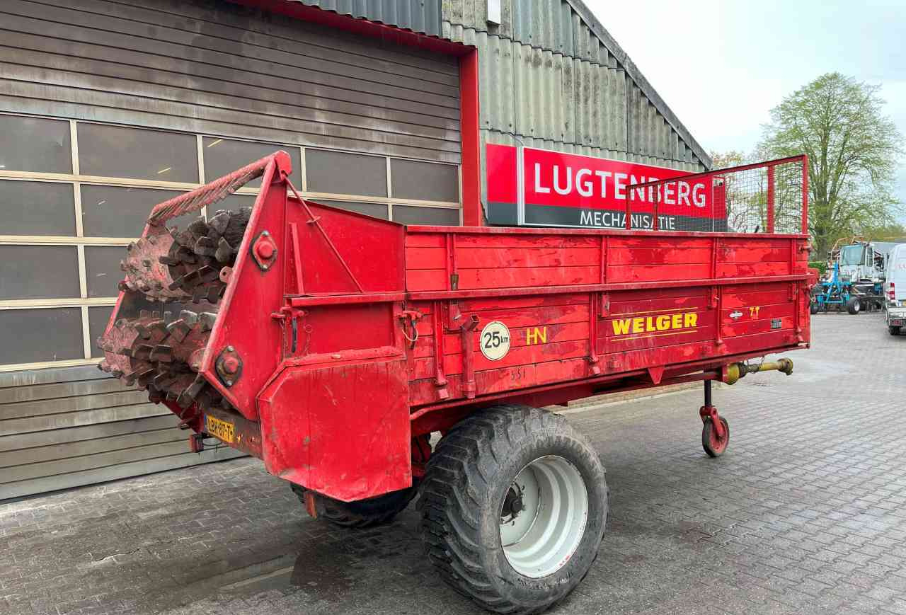 Mestverspreider Welger LS 300 mestverspreider, mestwagen, meststrooier, vaste mest, mestverwerking