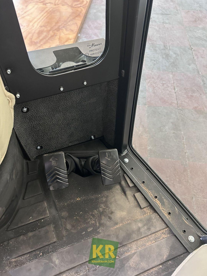 Mini tractor 2032R John Deere