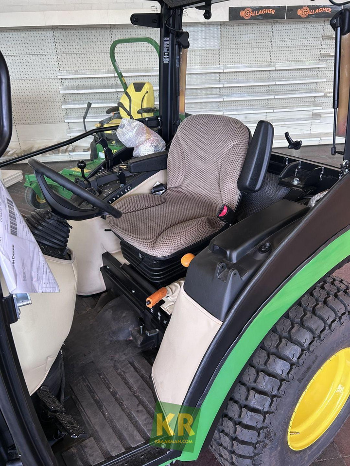 Mini tractor 2032R John Deere