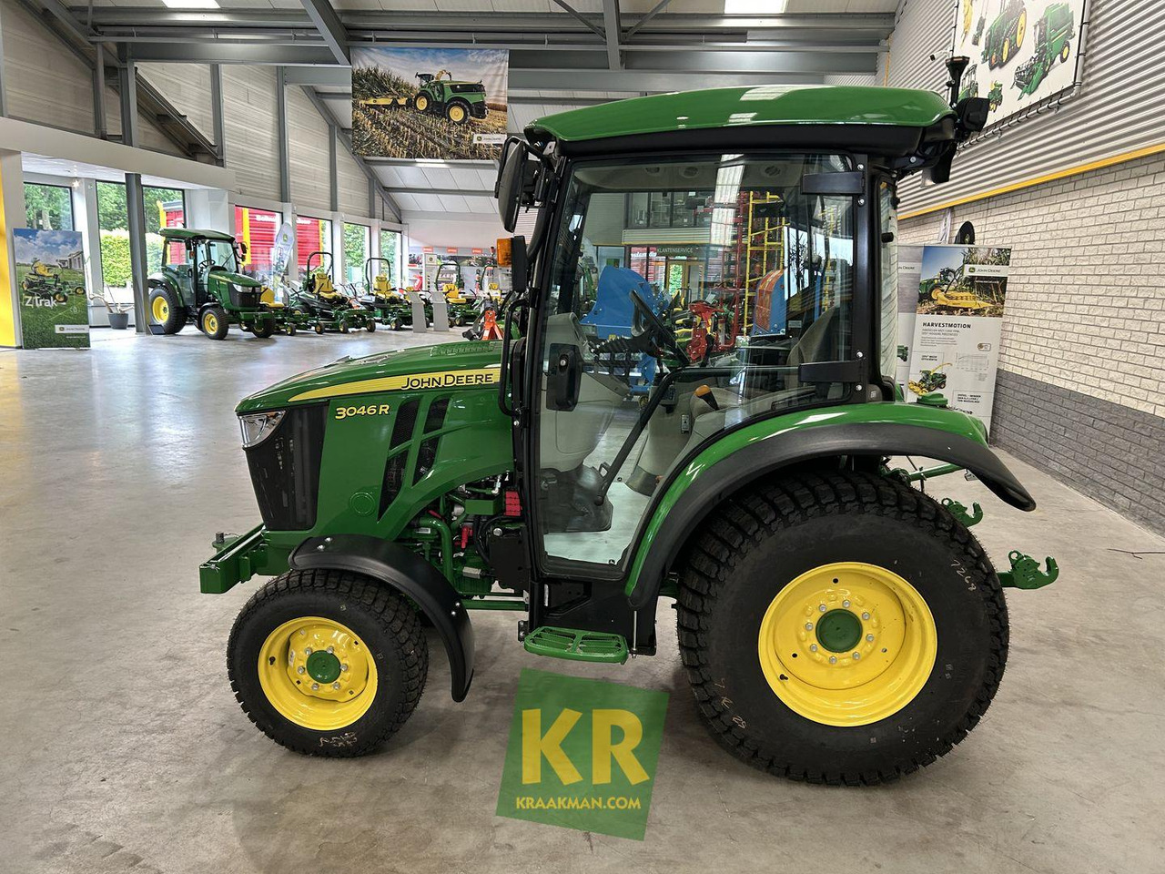Mini tractor 3046R John Deere