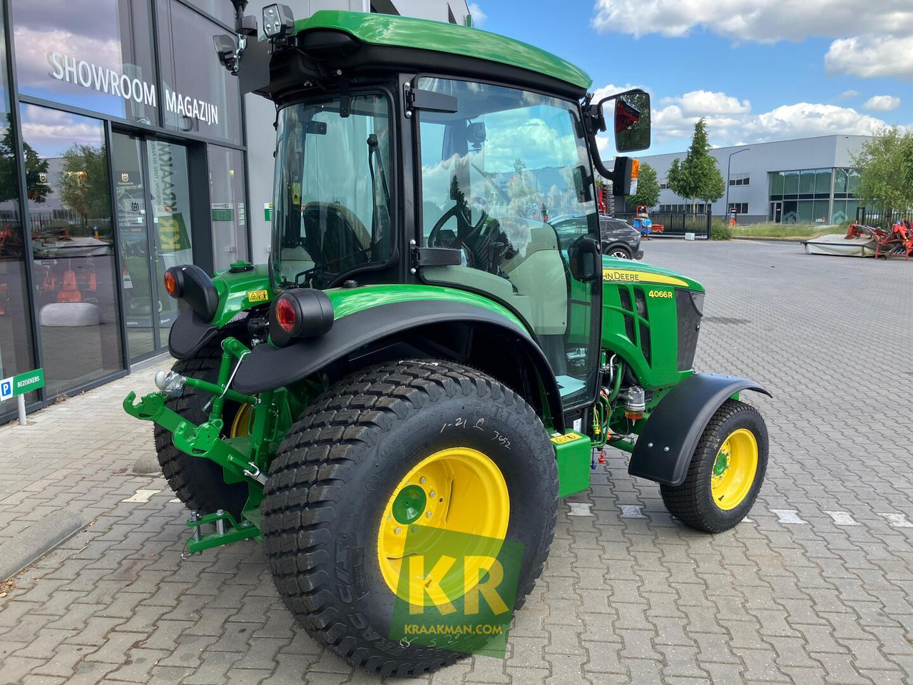 Mini tractor 4066R John Deere