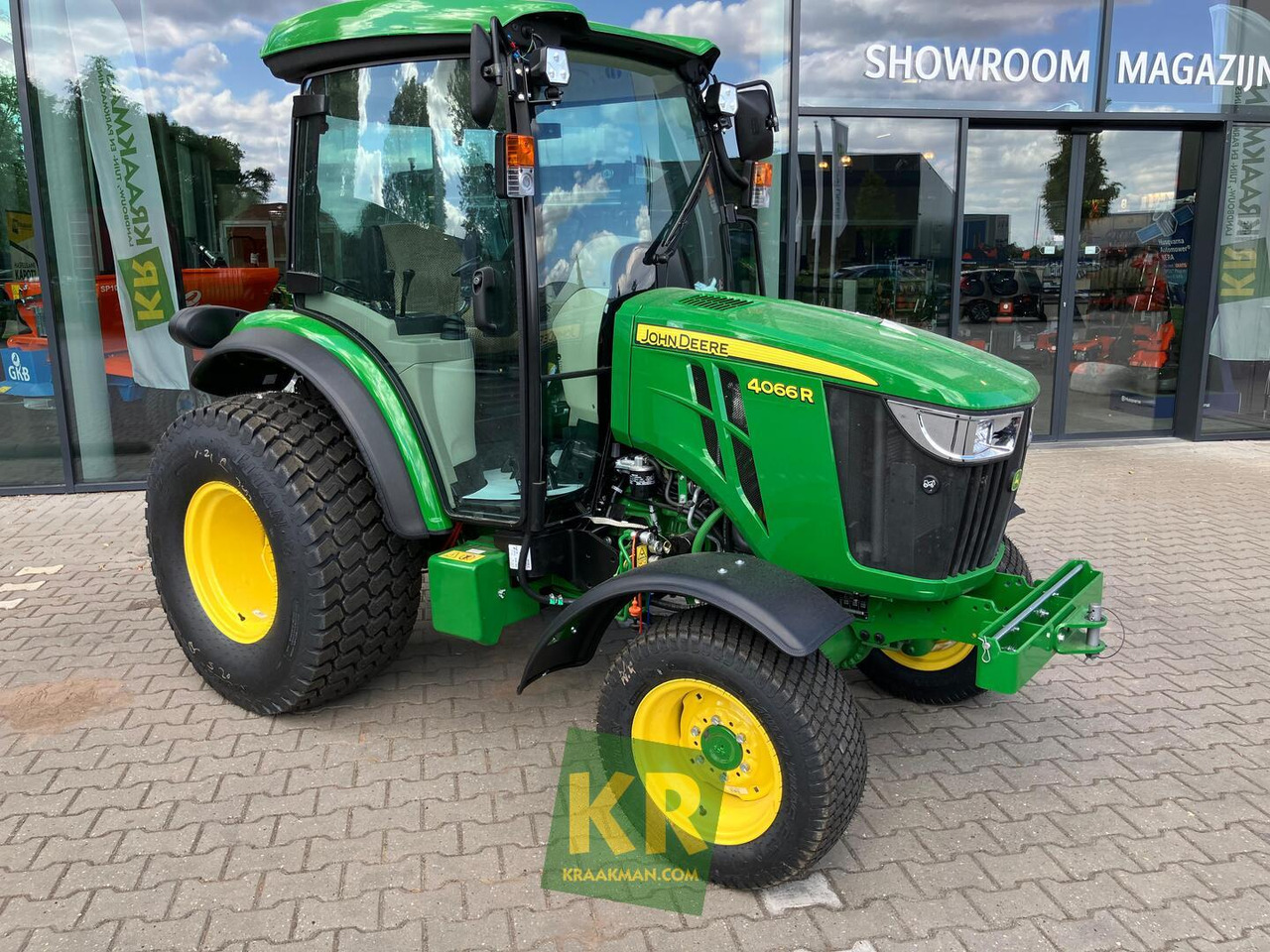 Mini tractor 4066R John Deere