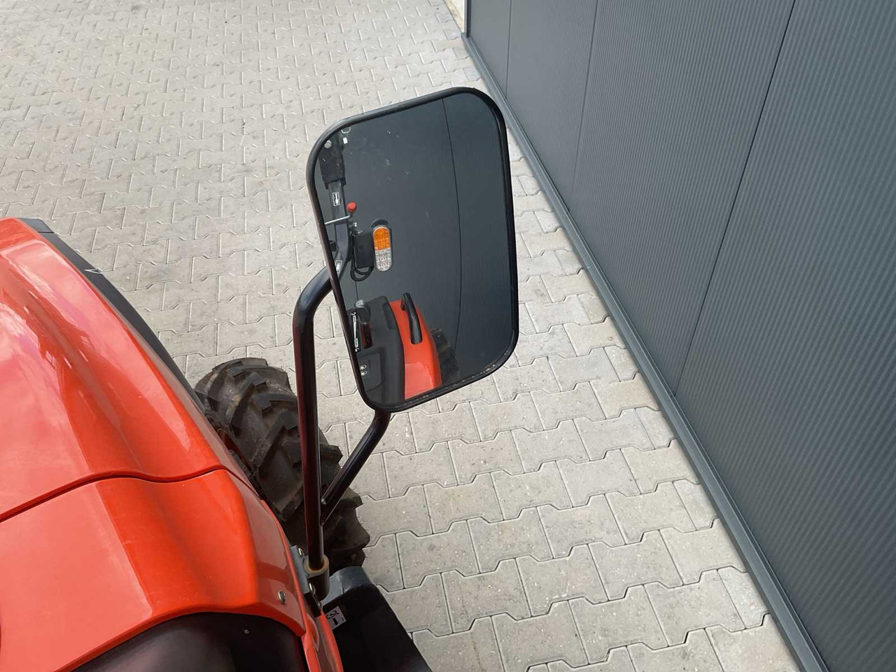 Mini tractor Avenger