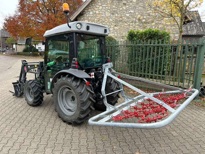 Mini tractor Deutz Agrokid 230 + Stoll frontlader