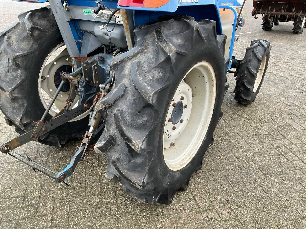 Mini tractor Iseki GEAS 33