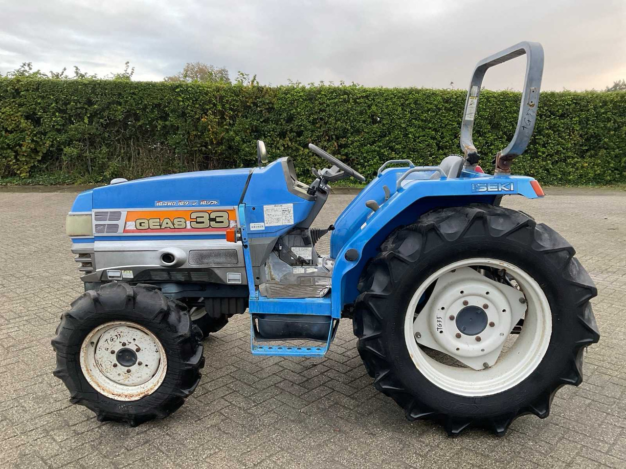 Mini tractor Iseki GEAS 33