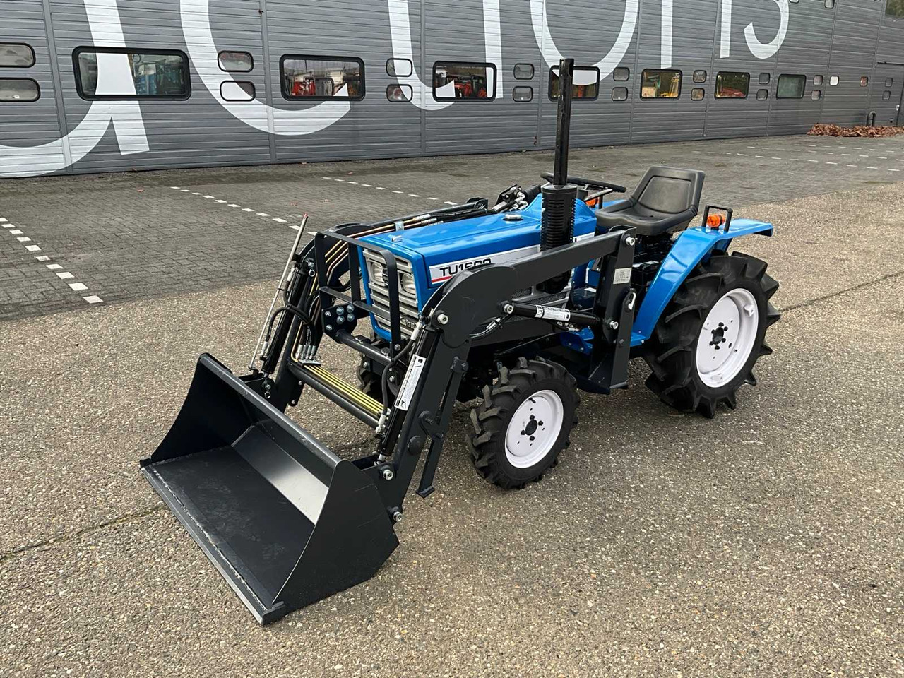 Mini tractor Iseki TU1600
