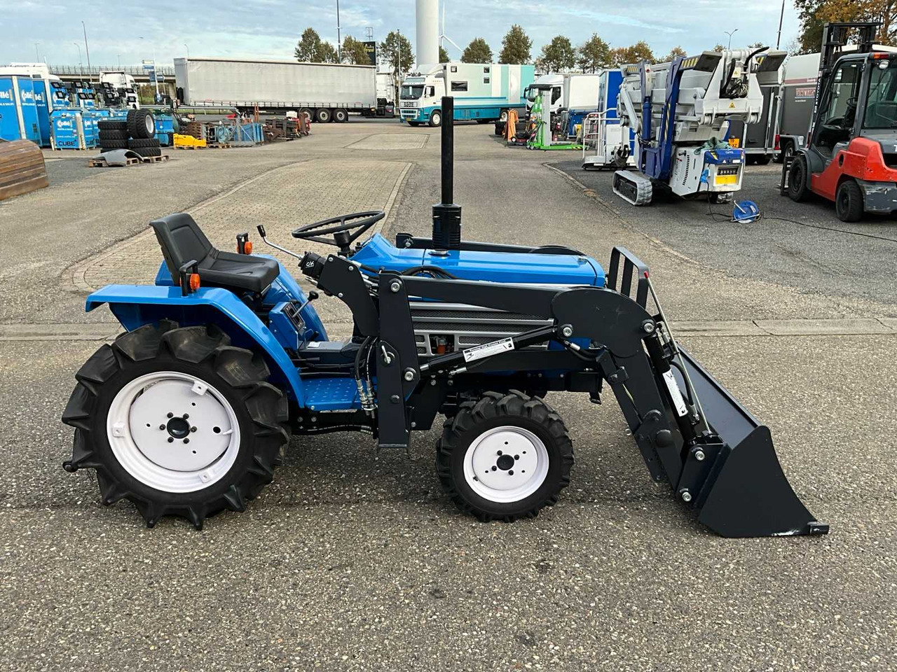 Mini tractor Iseki TU1600