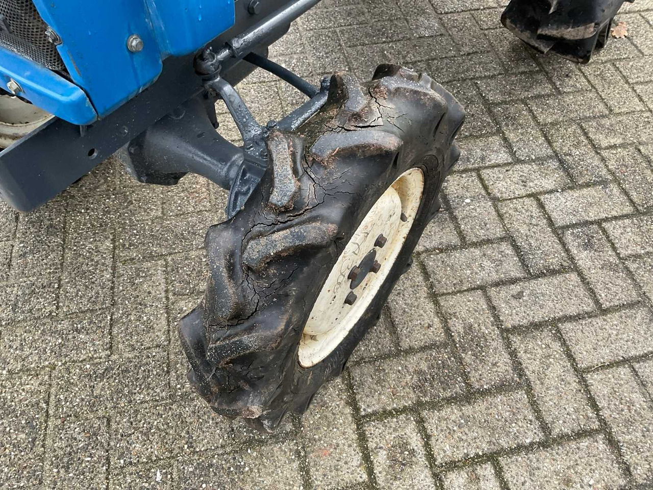 Mini tractor Iseki TX1300