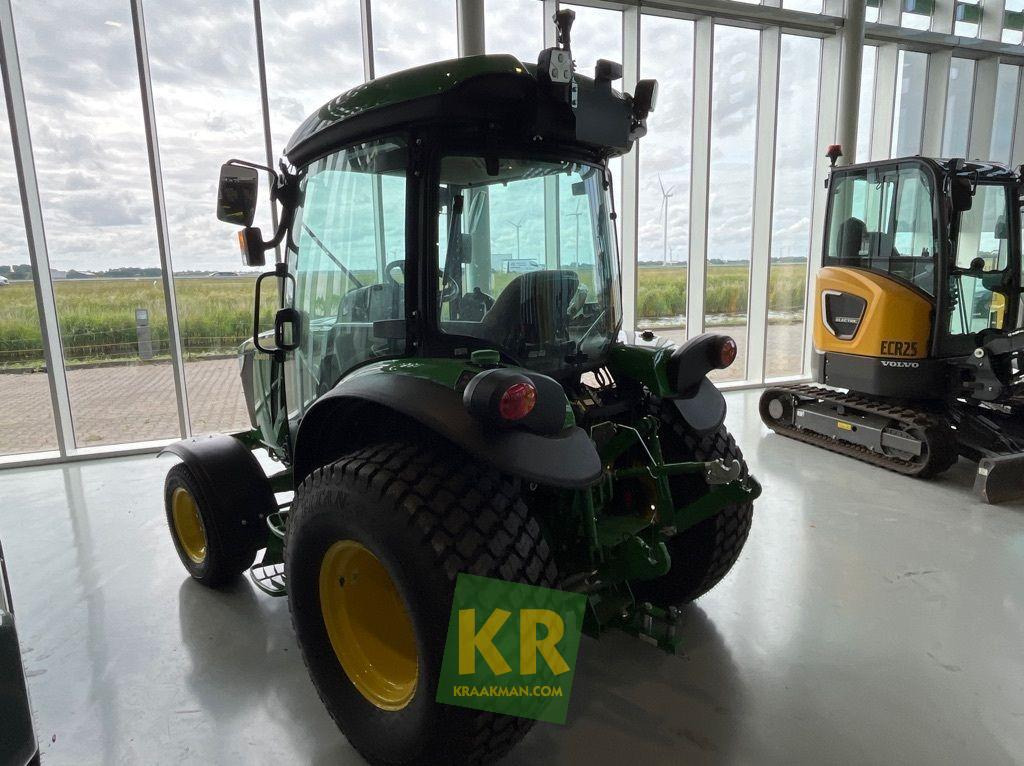 Mini tractor John Deere 4066R