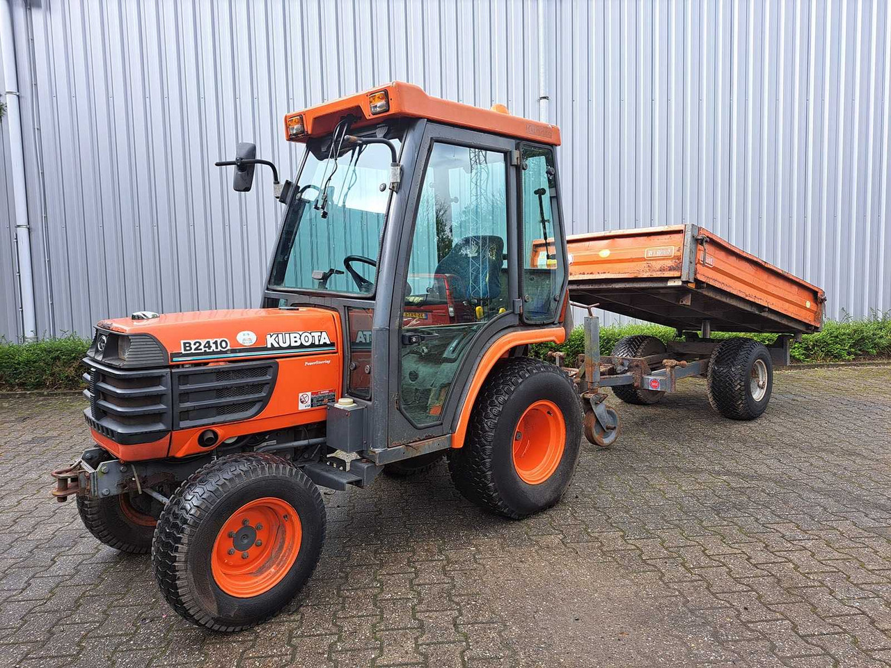 Mini tractor Kubota B2410