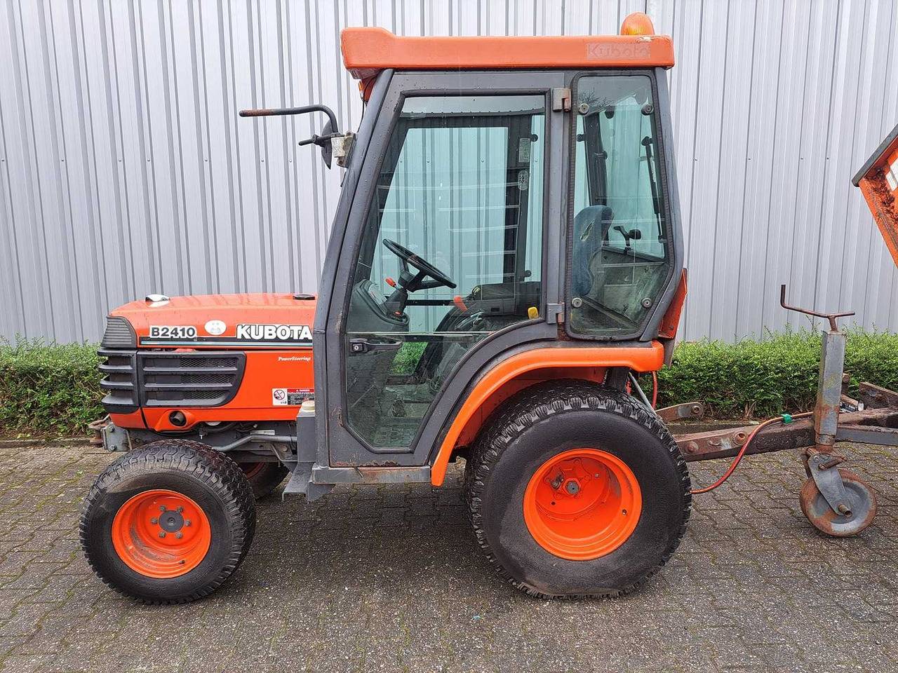 Mini tractor Kubota B2410