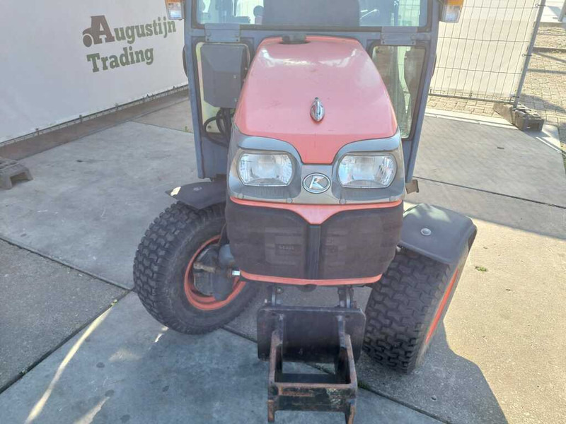 Mini tractor Kubota B2530
