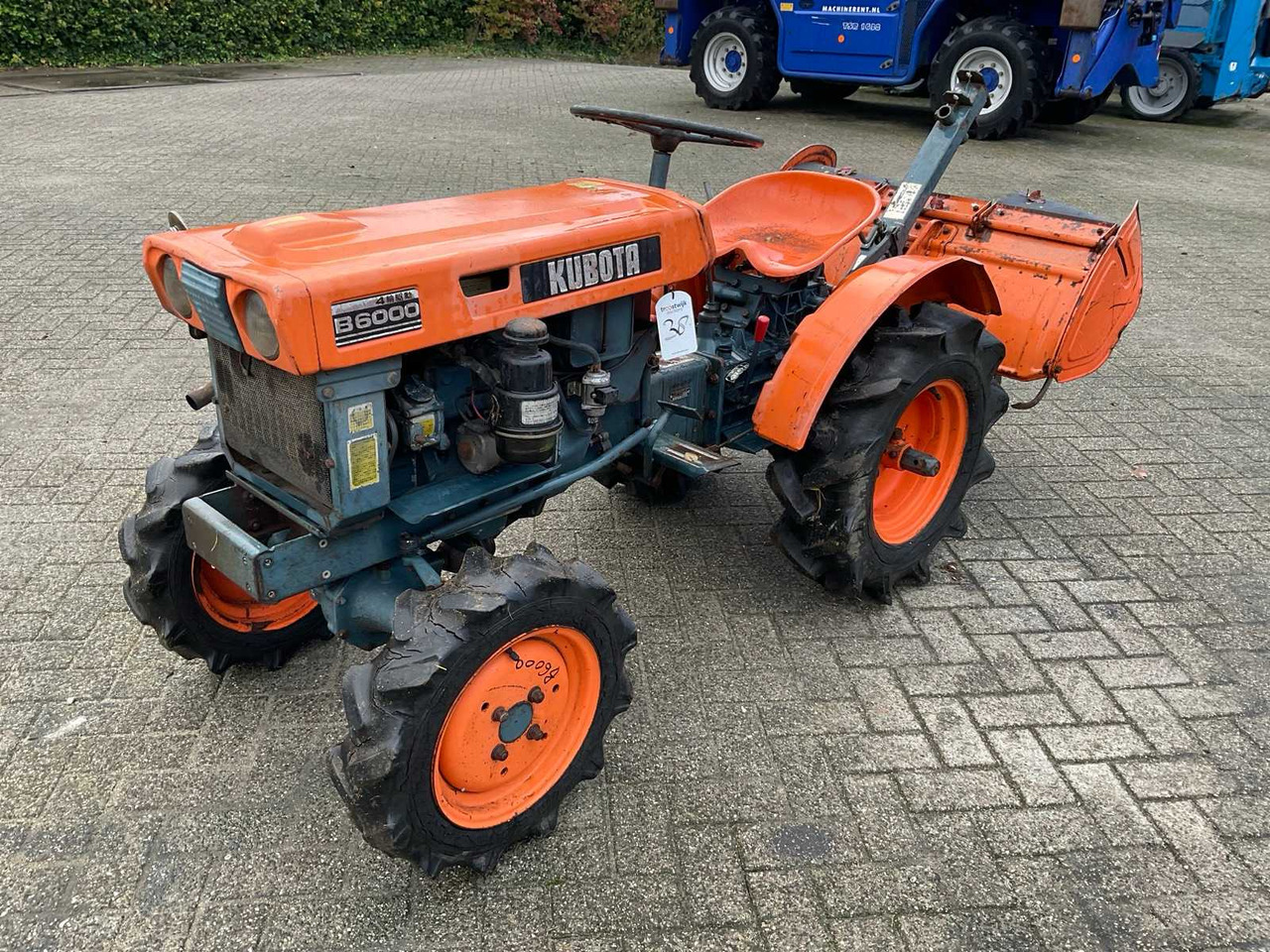 Mini tractor Kubota B6000