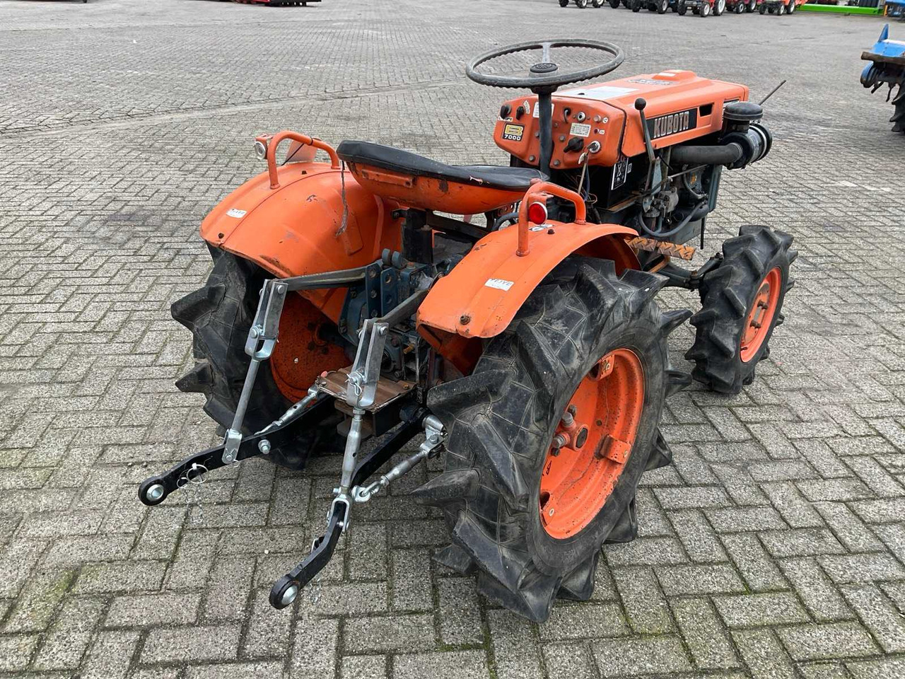 Mini tractor Kubota B7000