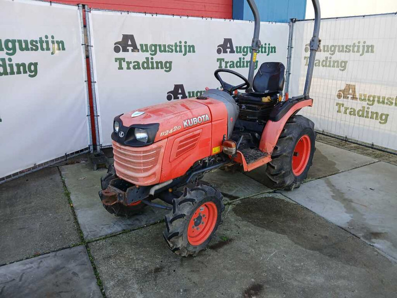 Mini tractor Kubota B 2420