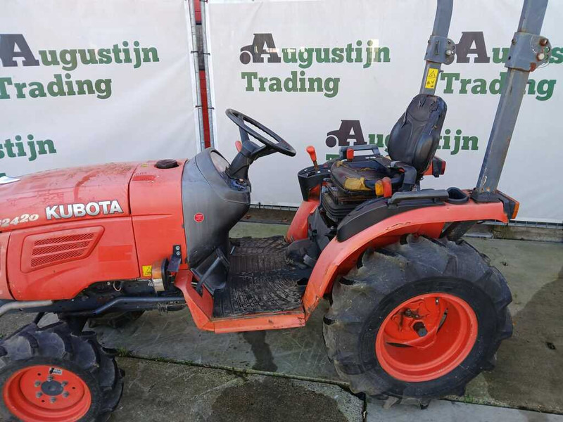 Mini tractor Kubota B 2420