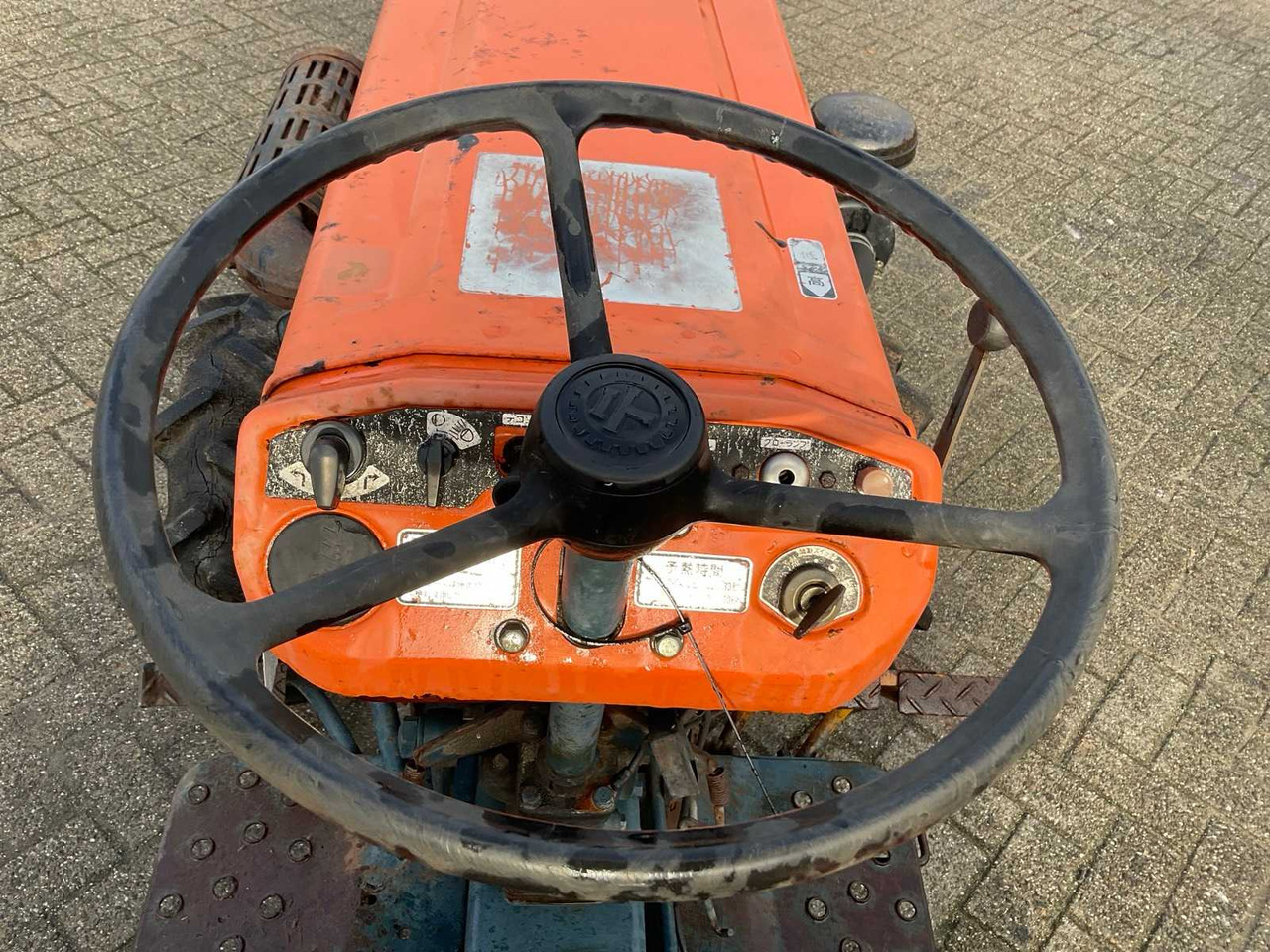 Mini tractor Kubota ZB7001