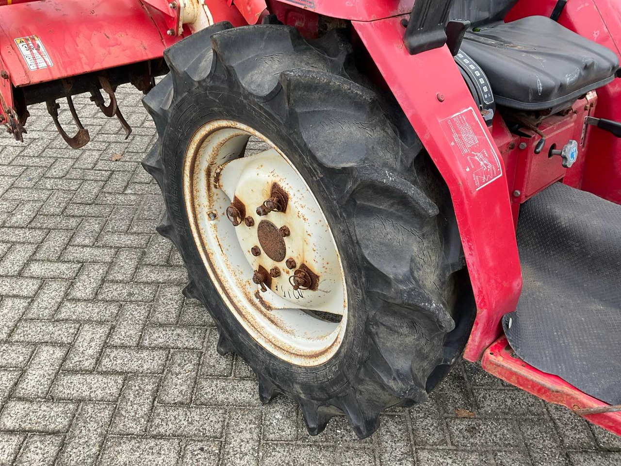 Mini tractor Shibaura D215F