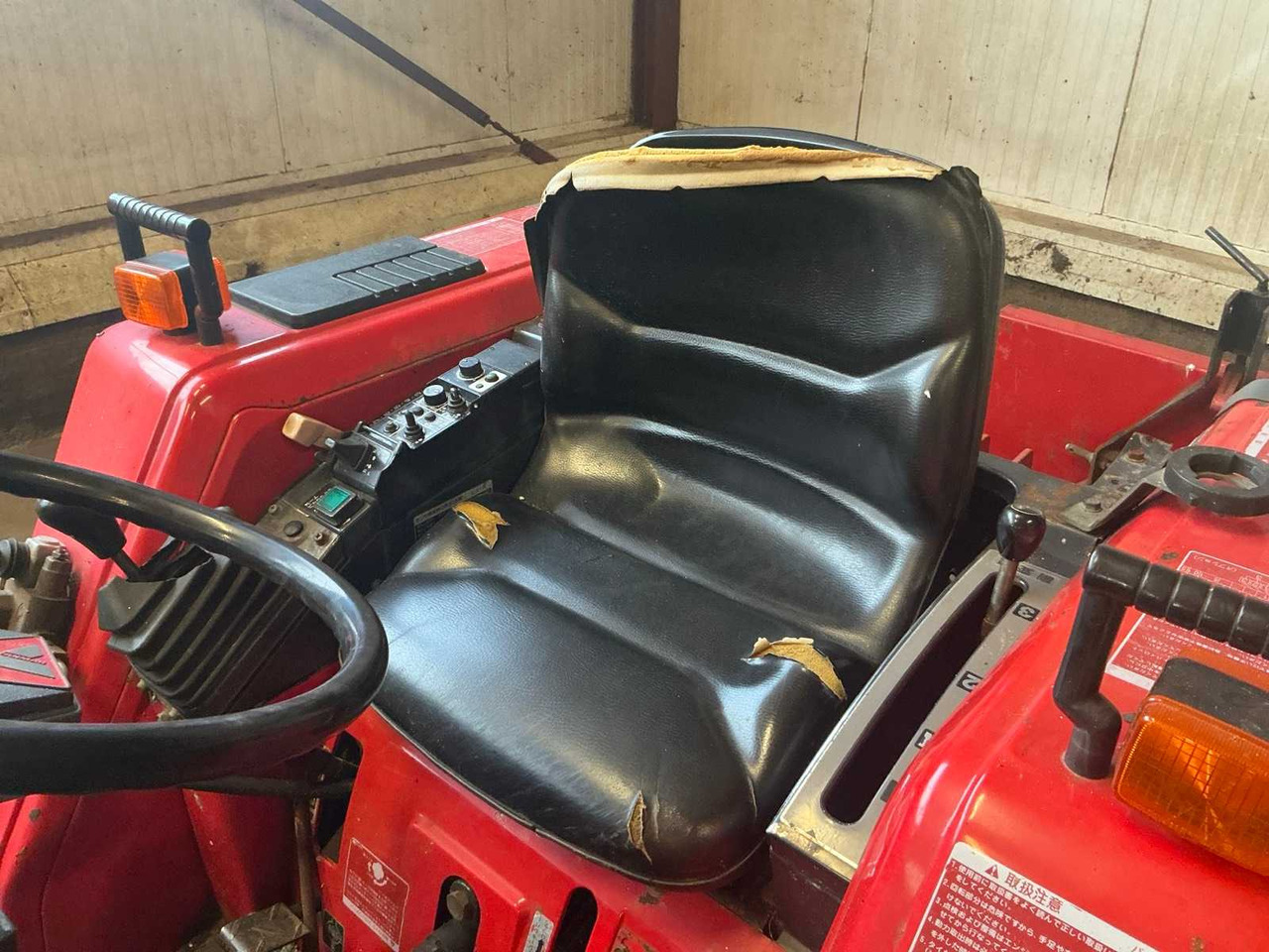 Mini tractor Yanmar F235