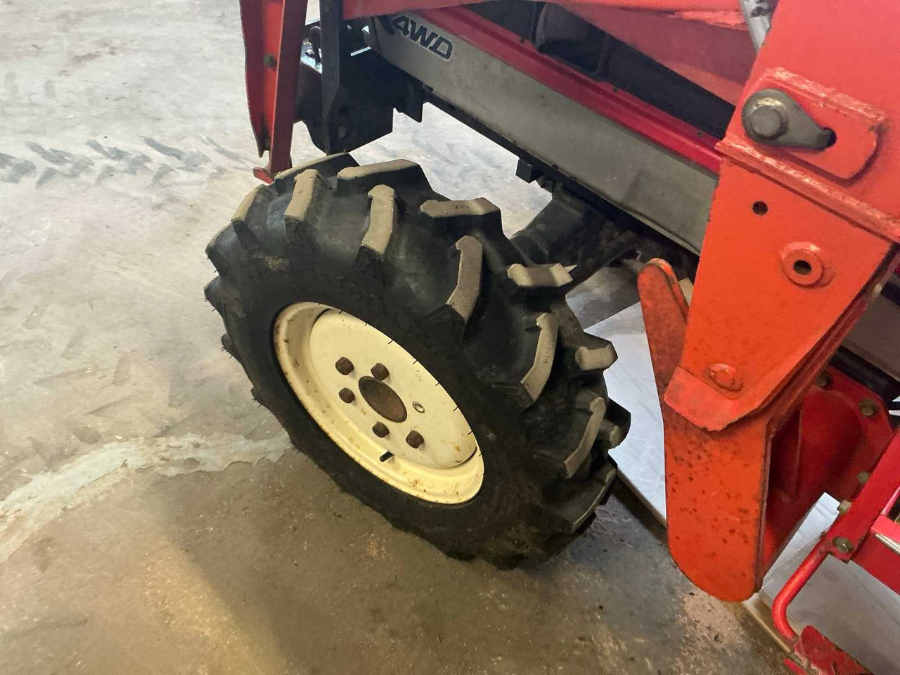 Mini tractor Yanmar F235
