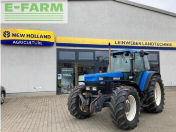 Tractor New Holland 8240 turbo: afbeelding 1