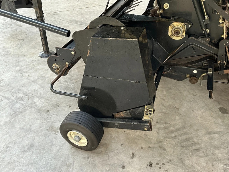 Landbouwmachine New Holland BB9060 Cropcutter