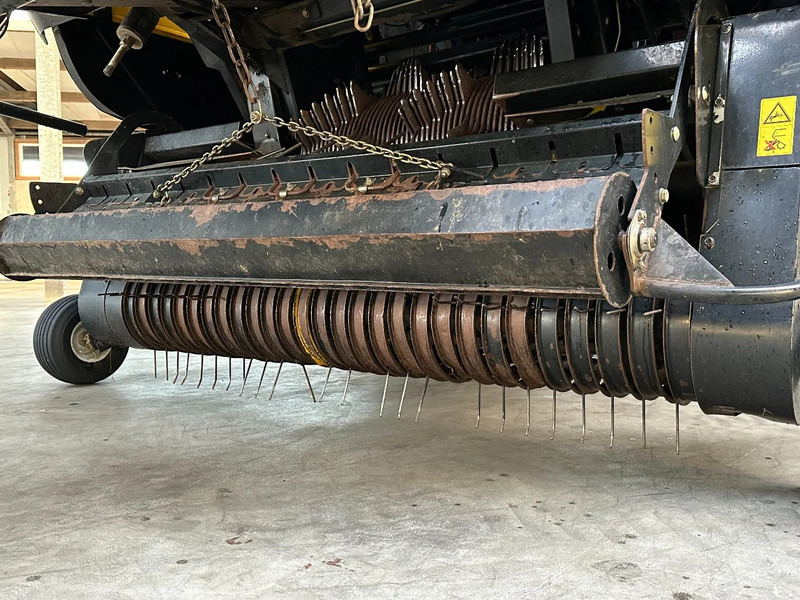 Landbouwmachine New Holland BB9060 Cropcutter